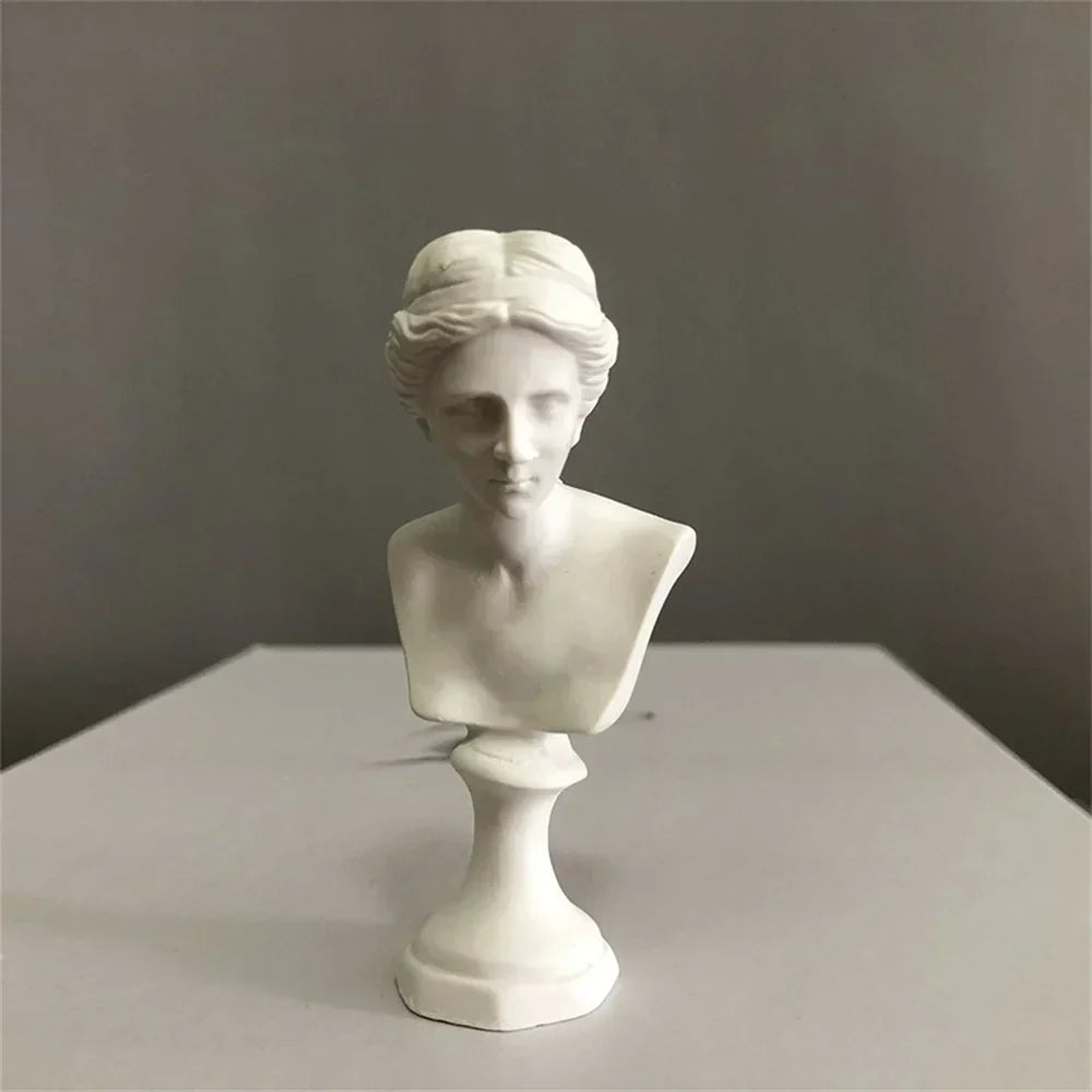 Resin Statue Mini Head Art & Decoration